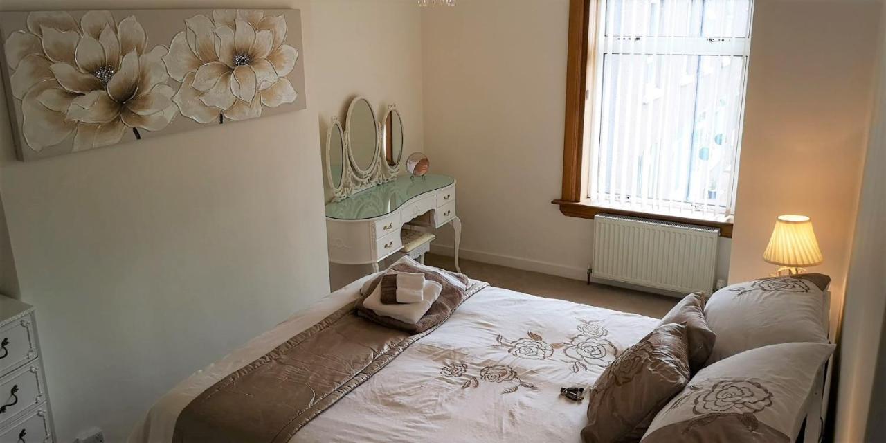 Ginger'S Apartment Stirling Bagian luar foto
